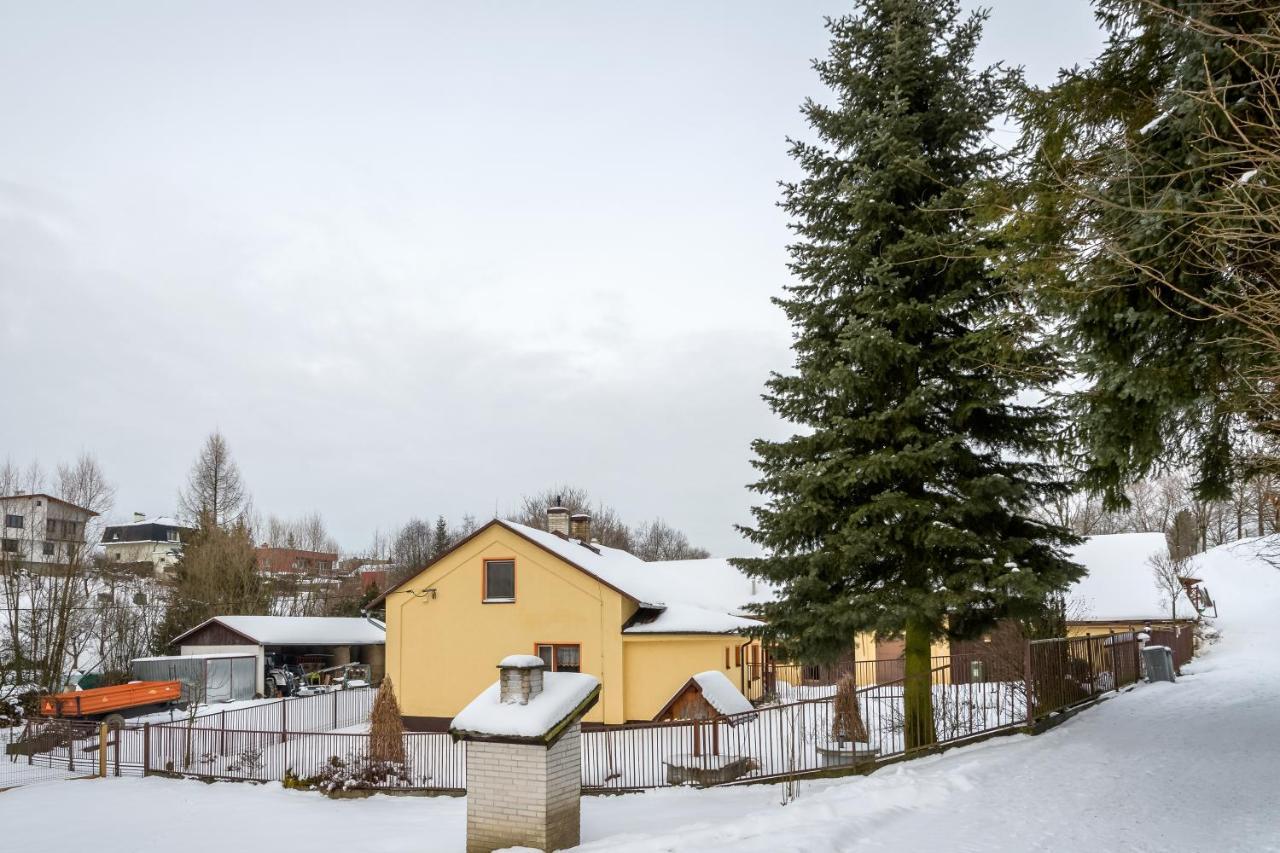 Agroturistika - "Domecek U Ovecek" Villa Horní Těrlicko Exterior foto