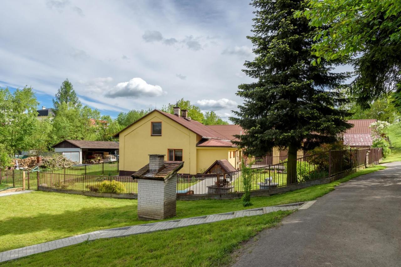 Agroturistika - "Domecek U Ovecek" Villa Horní Těrlicko Exterior foto