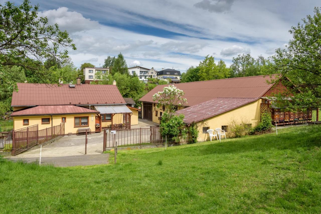 Agroturistika - "Domecek U Ovecek" Villa Horní Těrlicko Exterior foto